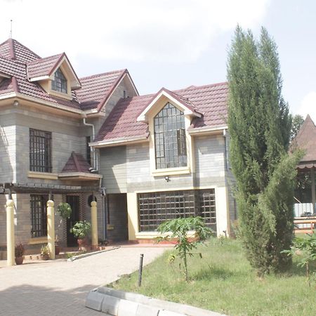 לינה וארוחת בוקר Syokimau Eshborns House - Near Jkia מראה חיצוני תמונה